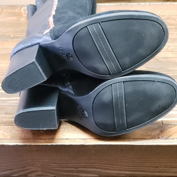 Bar III Boots Size 7.5
